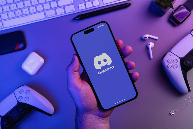 Ilustrasi Discord. Foto: Diego Thomazini/Shutterstock