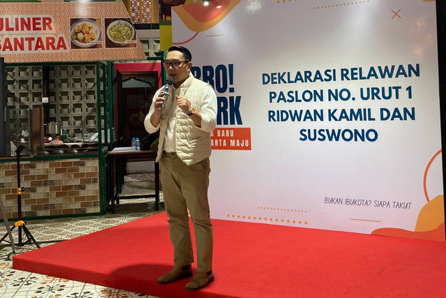 Calon gubernur Jakarta nomor urut 1 Ridwan Kamil menghadiri acara Deklarasi relawan BRO RK, di Bopet Uda Melawai, Jakarta Selatan, Kamis (10/10/2024). Foto: Alya Zahra/Kumparan