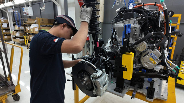 Proses perakitan mobil Great Wall Motor Haval Jolion di pabrik Inchcape, Wanaherang, Bogor, Rabu (9/10). Foto: dok. Inchcape Indonesia