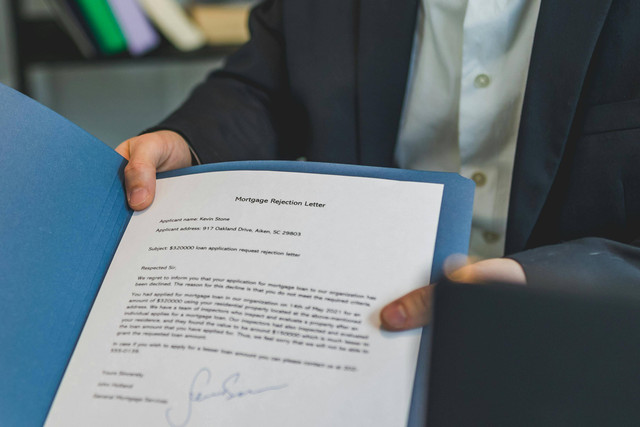 Contoh Surat Lamaran PPPK Teknis 2024. Foto: Pexels/RDNE Stock Project