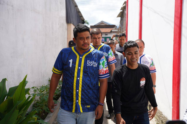 Calon Gubernur Sumatera Utara (Sumut) Bobby Nasution blusukan di Kota Tanjungbalai pada Rabu (16/10/2024).  Foto: Dok. Istimewa