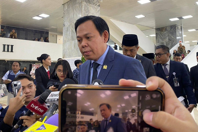 Ketua DPD RI Sultan Bachtiar Najamudin menghadiri Pelantikan Presiden dan Wakil Presiden periode 2024-2029 di Gedung Nusantara, kompleks Parlemen, Senayan, Jakarta, Minggu (20/10/2024).  Foto: Abid Raihan/kumparan