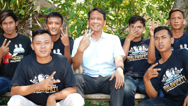 Ilustrasi: Calon Bupati Bojonegoro, Setyo Wahono saat bertemu dengan generasi muda Bojonegoro. (Aset: Istimewa)