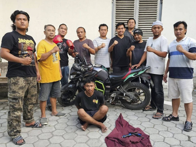 Pelaku pembunuhan santriwati Kendal yang ditemukan setengah telanjang di Kendal.  Foto: Dok. Istimewa