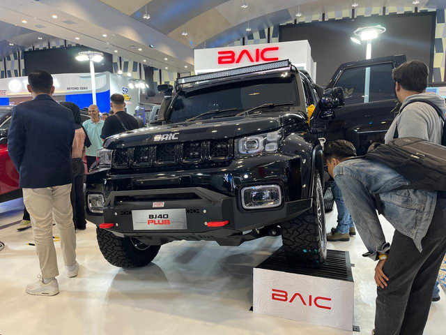BAIC BJ40 Plus modifikasi di GIIAS Semarang. Foto: Fitra Andrianto/kumparan