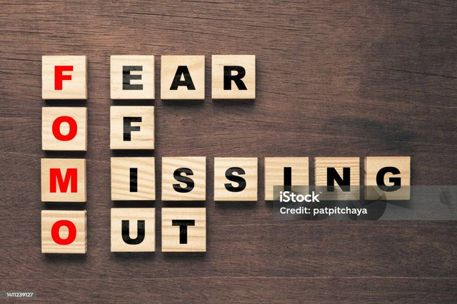 Ilustrasi FoMO (Sumber: https://pixabay.com/id/)