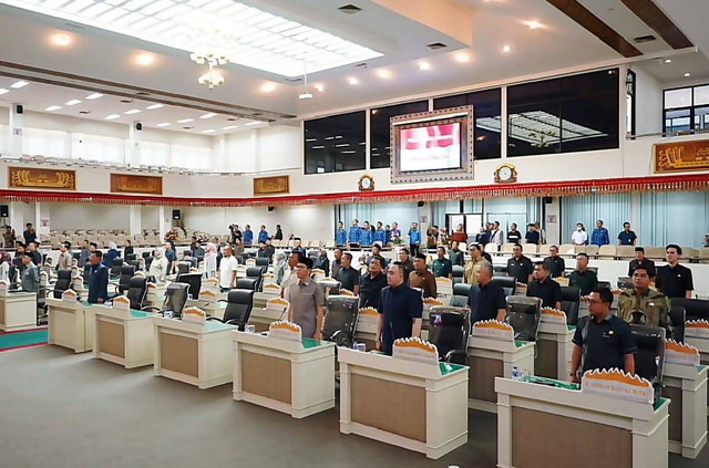 Rapat paripurna penetapan komposisi pimpinan dan anggota Alat Kelengkapan Dewan (AKD) periode 2024-2029 | Foto : Eka Febriani / Lampung Geh
