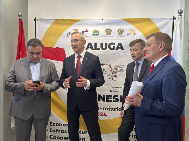 Kunjungan Gubernur Kaluga Rusia, Vladislav Shapsha ke Jakarta, didampingi Dubes Rusia untuk Indonesia Sergey Tolchenov, pada Selasa (29/10/2024). Foto: Tiara Hasna/kumparan