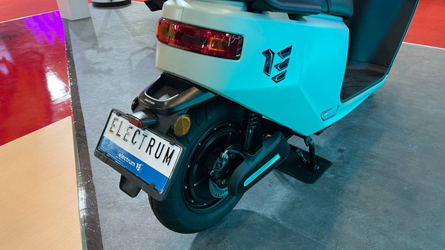 Motor listrik Electrum H3i di pameran IMOS 2024. Foto: Trio Witjaksono/kumparan