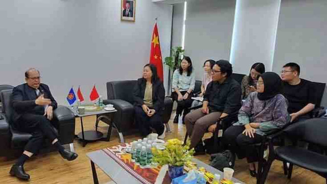 Pertemuan media dengan Konjen RI di Guangzhou Foto: Andreas Ricky Febrian/kumparan