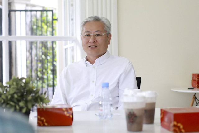 CEO Indomobil National Distributor, Tan Kim Piauw saat mengunjungi kumparan, Selasa (12/22). Foto: Syawal/kumparan