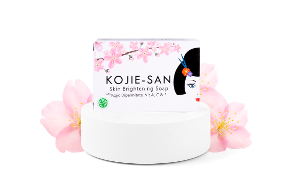 Foto perbedaan sabun kojie san asli dan palsu. Sumber: www. kojiesan-indonesia.com