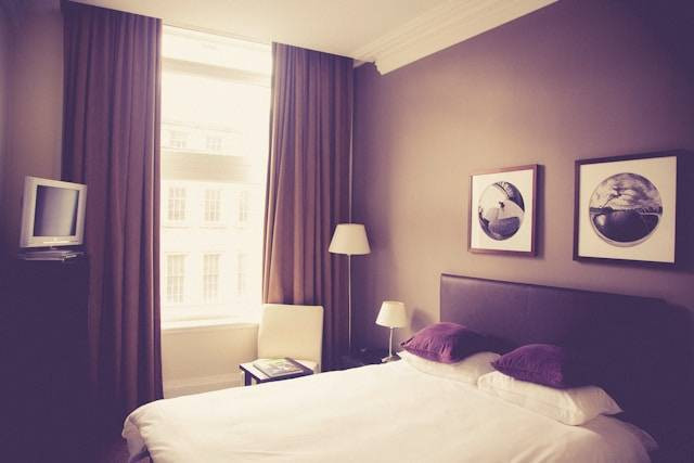 Hotel Murah di Solo di Bawah 200 Ribu. Foto Hanya Ilustrasi. Sumber Foto: Unsplash.com/Markus Spiske