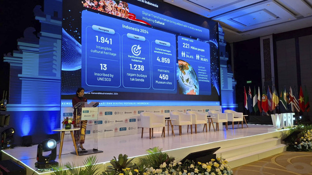 Menteri Komunikasi dan Digital Meutya Hafid dalam World Public Relations Forum 2024 di Nusa Dua, Bali, Rabu (20/11/2024). Foto: Denita BR Matondang/kumparan