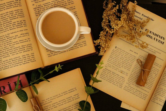 Ilustrasi untuk adakah pihak lain yang membantu setiap protagonis dalam menyelesaikan masalahnya. Sumber: pexels.com/Feyza Dastan