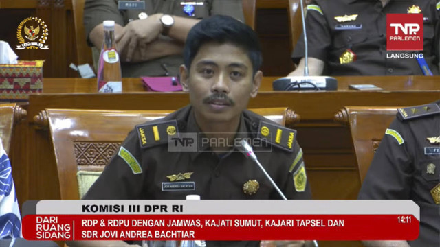 Jaksa Jovi mengikuti Rapat Dengar Pendapat dengan Komisi III DPR RI di Kompleks Parlemen, Senayan, Jakarta, Kamis (21/11/2024). Foto: YouTube/ TV Parlemen
