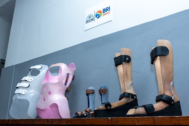 Bantuan dari BRI Peduli untuk penyandang disabilitas di Yayasan Pembinaan Anak Cacat (YPAC) Jakarta. Foto: Dok. BRI