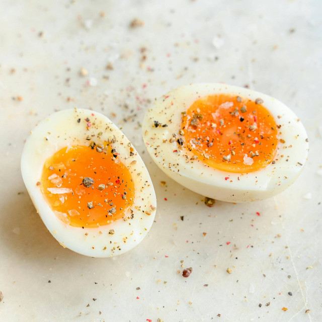 Ilustrasi Telur Setengah Matang. Foto: Pexels/Antoni Shkraba