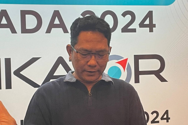 Direktur Riset Indikator, Adam Kamil, saat ditemui wartawan di Novotel Cikini, Jakarta, Rabu (27/11/2024). Foto: Fadhil Pramudya/kumparan