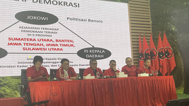 Konferensi Pers pelaksanaan temuan Pilkada 2024, di Kantor DPP PDI, Jakarta Pusat, Kamis (28/11/2024). Foto: Alya Zahra/kumparan