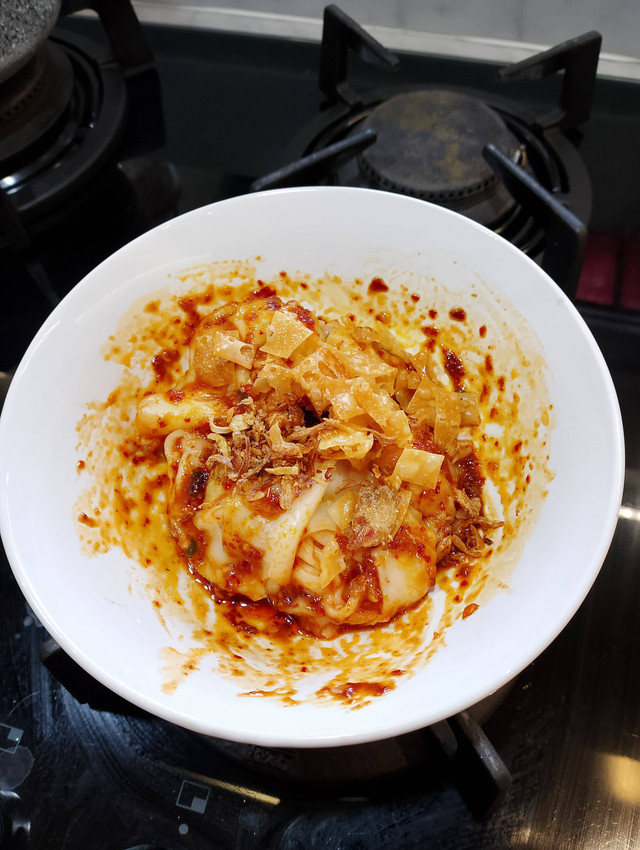 Dokumen pribadi - Resep pangsit dengan saus chili oil by Ayu