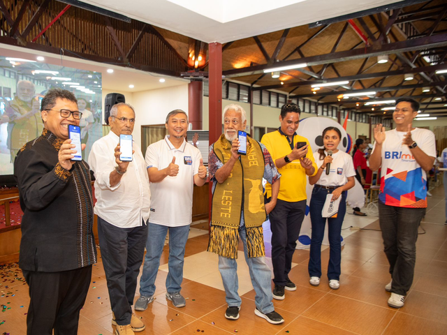 BRI luncurkan Super Apps BRImo di Timor-Leste (BRIMOTL) bertepatan dengan acara National Saving Day di Centro de Convenções de Díli, Jumat (29/11/2024). Foto: Dok. BRI
