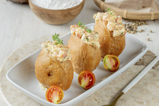 Inovasi Bomboloni Egg Mayo buatan mahasiswa UNY.  Foto: Dok. UNY