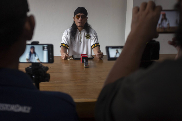 Gus Miftah di Ponpes Ora Aji, Purwomartani, Kalasan, Sleman, D.I Yogyakarta, Jumat (6/12/2024). Foto: Andreas Fitri Atmoko/ANTARA FOTO