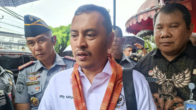 Ketua Komisi XIII DPR Willy Aditya saat Kunker ke Lapas Kerobokan Kelas IIA Kabupaten Badung, Bali, Jumat (6/12/2024). Foto: Denita BR Matondang/kumparan