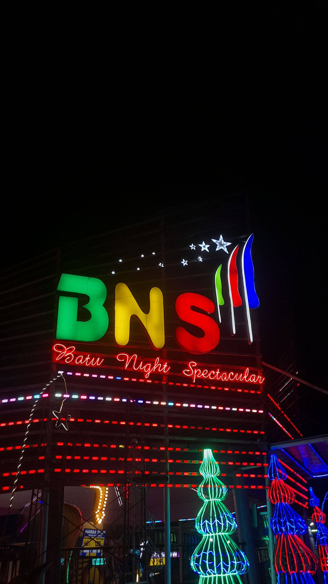 Penampakan Pintu Masuk Batu Night Spectacula. Foto : Alif Mulana - Samsung Galxy A21