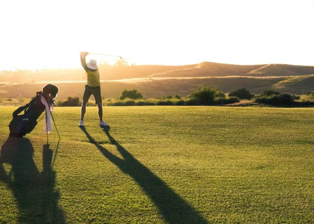 Ilustrasi Cara Menghitung Skor Golf, Unsplash/Matt Aylward