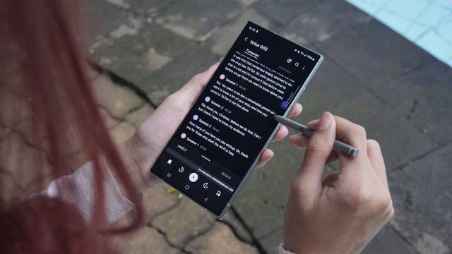 Ilustrasi HP Android, Samsung Galaxy S24 Ultra. Foto: Kevin S. Kurnianto/kumparan