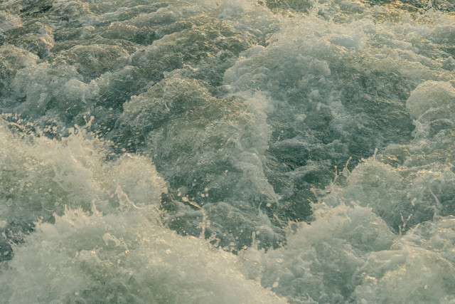 Ilustrasi Sungai Terdalam di Dunia, Foto:Unsplash/Hans Ott