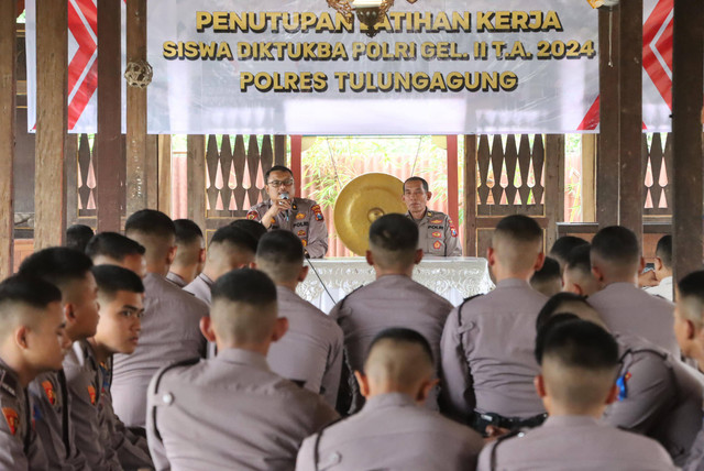 Polres Tulungagung Lepas Siswa Latja Bintara Kembali Ke SPN
