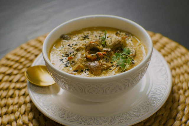 Soto CAK HAR Surabaya. Foto hanya ilustrasi, bukan tempat sebenarnya. Foto: dok. Unsplash/nrd