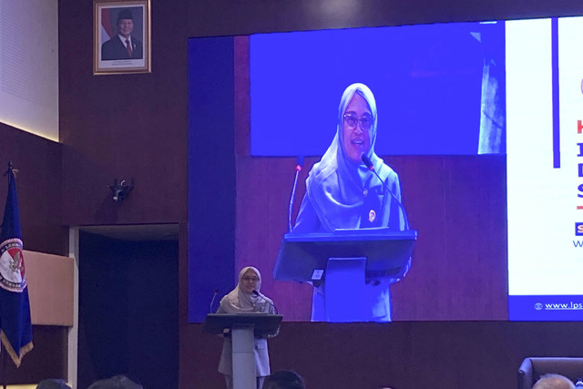Wakil Ketua Lembaga Perlindungan Saksi dan Korban (LPSK), Sri Nurherwati dalam Acara Kajian Implementasi UU TPKS, di Kantor LPSK, Jakarta Timur, Rabu (11/12/2024). Foto: Alya Zahra/Kumparan