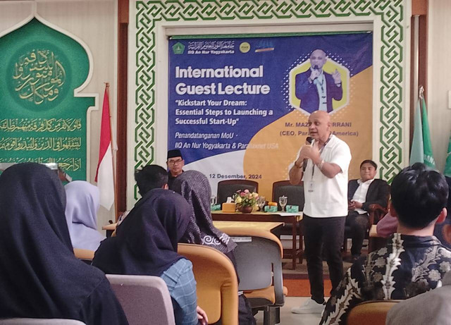 Dok. Pribadi/Mazhar Durrani dalam Kuliah Dosen Tamu di IIQ An Nur Yogyakarta