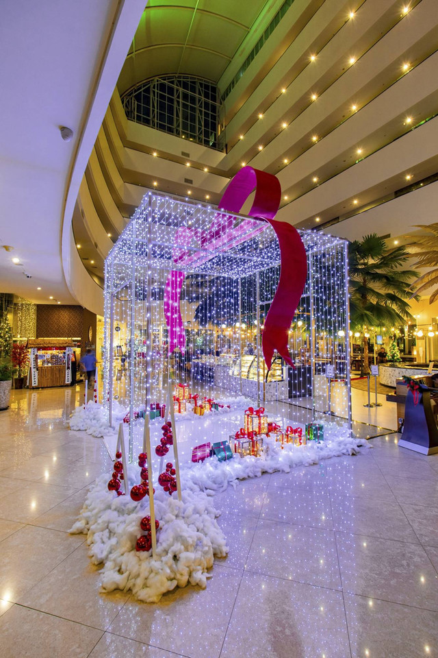 Dekorasi Natal di Aston Cirebon. Foto: Dok. Archipelago International