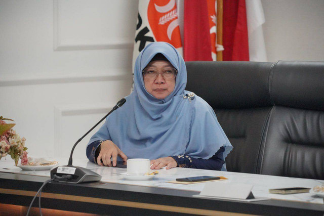 Anggota Komisi XI DPR RI dari Fraksi PKS, Anis Byarwati, menyampaikan beberapa catatan dan pandangan fraksi terkait kenaikan PPN 12%. (Sumber: https://x.com/PKSejahtera/status/1859495720975241278)