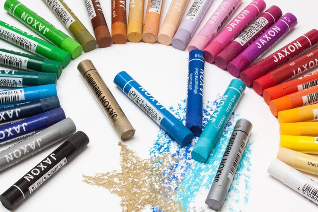 Ilustrasi cara unik menggunakan crayon. Sumber: pixabay