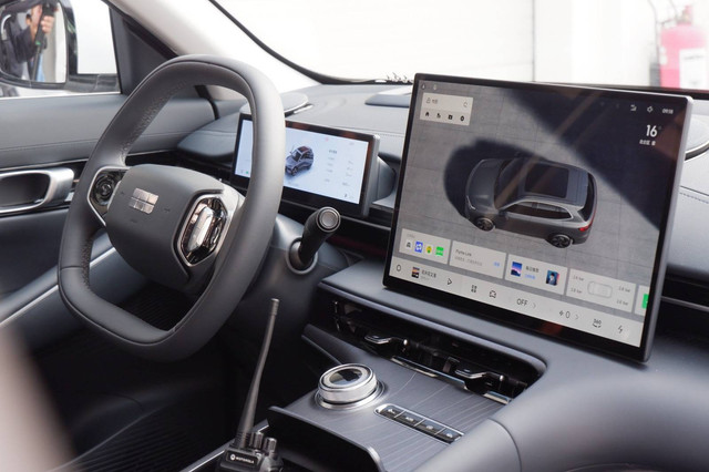 Media first impression mobil listrik Geely EX5 di China. Foto: Sena Pratama/kumparan