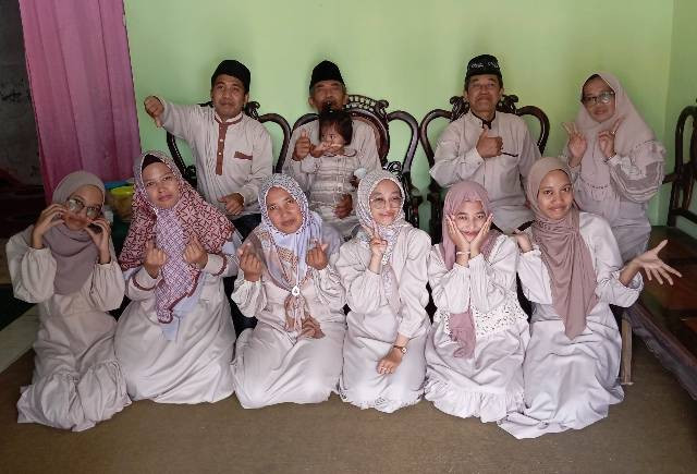 Berkumpul keluarga yang menjadi kenangan selamanya, diambil oleh Laili Tsania Labiba