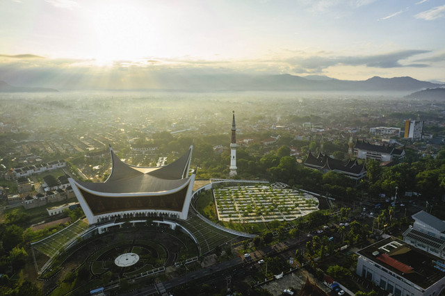 Ilustrasi Padang. Foto: Shutterstock