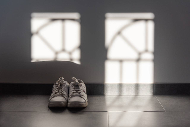 Ilustrasi scan barcode sepatu Nike asli. Sumber foto : Pixabay/Quinbc