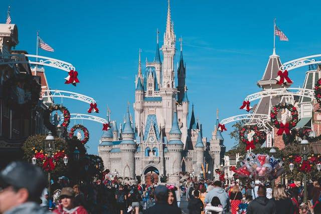 Harga tiket Disneyland Hongkong, foto hanya ilustrasi, bukan tempat sebenarnya: Pexels/Craig Adderley