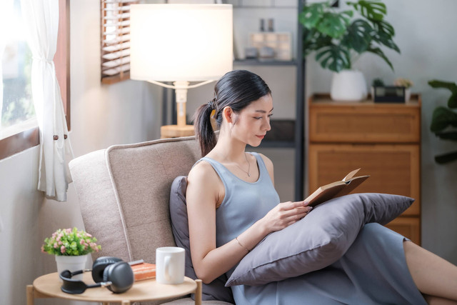 Ramalan zodiak Cancer bulan Agustus 2025. Foto: Treerat Wongvorapat/Shutterstock