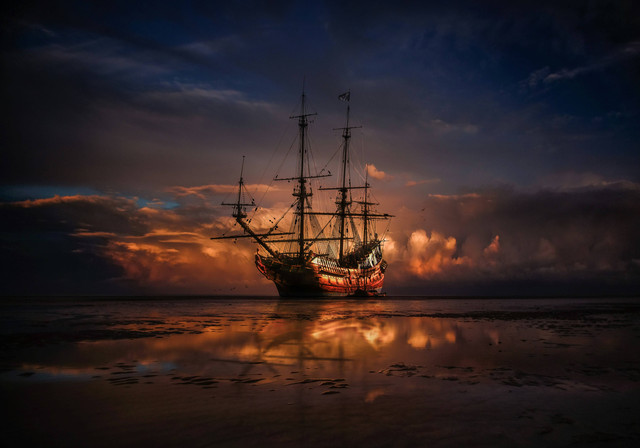 Ilustrasi kapal bajak laut. Anime "one piece" bercerita tentang Luffy dan kawan-kawan yang merupakan kru topi jerami (pasukan bajak laut). Foto : unsplash.com
