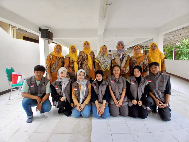 Kontribusi Mahasiswa KKN Kelompok 30 Dalam Kegiatan Posbindu