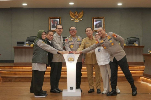 Polri bersama Kementerian Pertanian (Kementan) menggelar Rapat Koordinasi (Rakor) untuk mempercepat pencapaian swasembada jagung nasional melalui program tanam jagung serentak tahun 2025. Foto: Polri