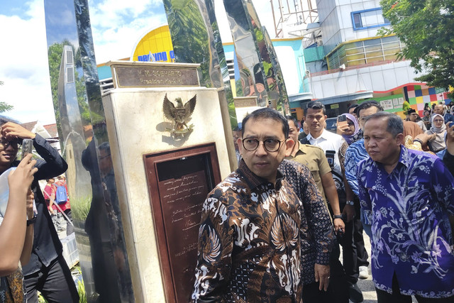 Menteri Kebudayaan (Menbud) Fadli Zon di Taman Pintar, Kota Yogyakarta, Jumat (17/1/2025). Foto: Arfiansyah Panji Purnandaru/kumparan